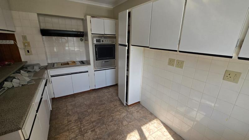 To Let 3 Bedroom Property for Rent in Gordons Bay Western Cape